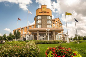 Отель Monte Carlo Inn & Suites Downtown Markham, Маркхэм